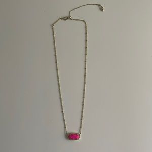 Kendra Scott necklace